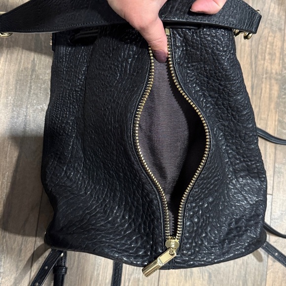 Elizabeth and James Leather Sling Bucket Bag Backpack Black main image 8